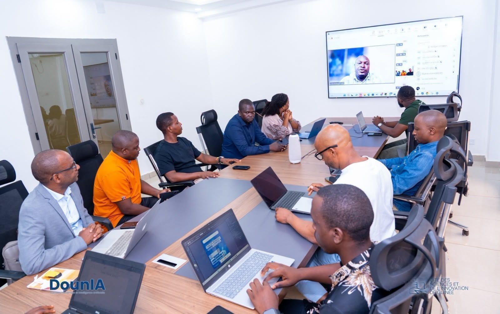 Transition numérique : l’initiative DounIA et la CSIG posent les bases de l’intelligence artificielle en Guinée