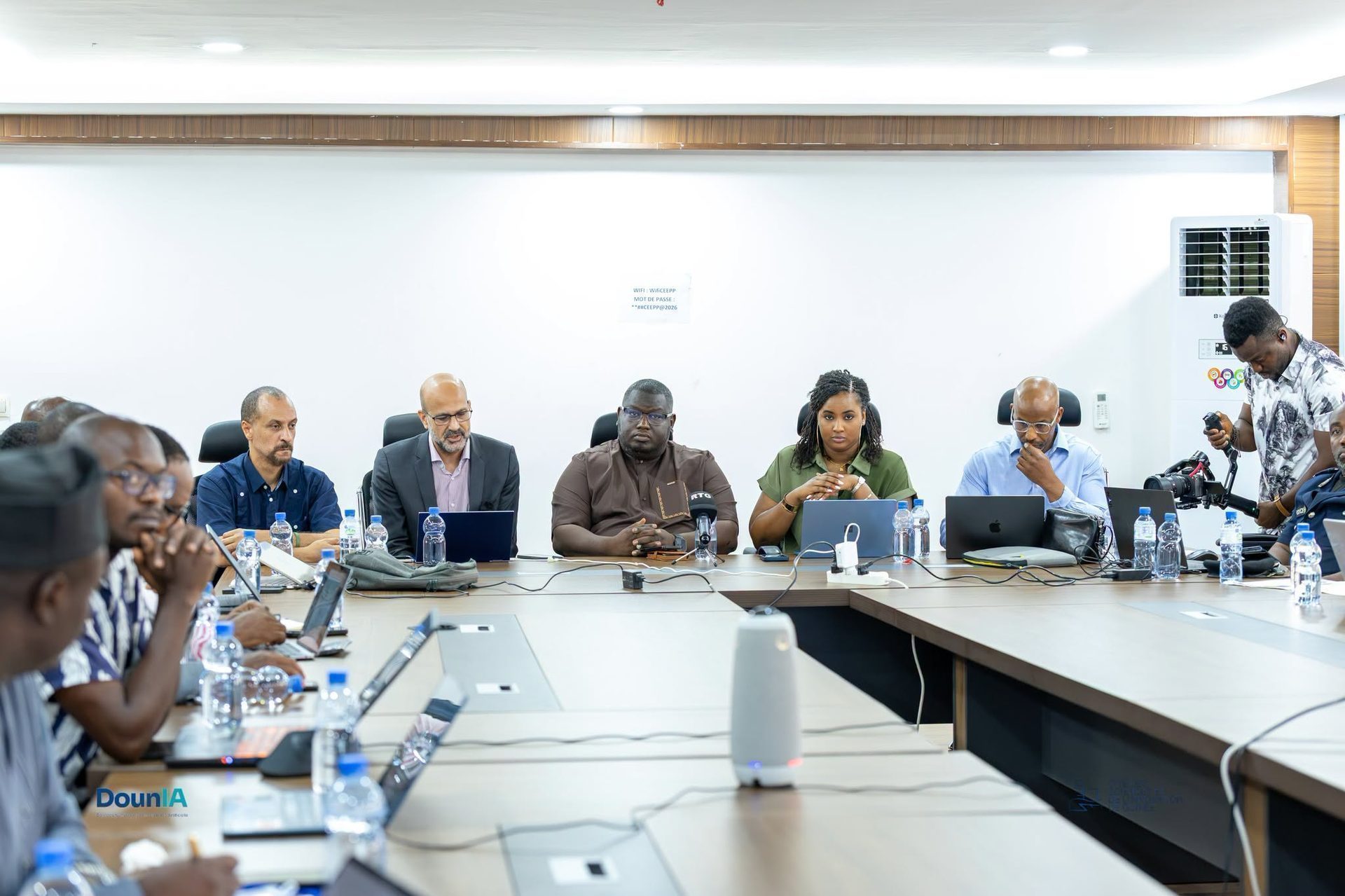 CSIG, DounIA et Blueprint : trois leviers pour encadrer l'intelligence artificielle en Guinée