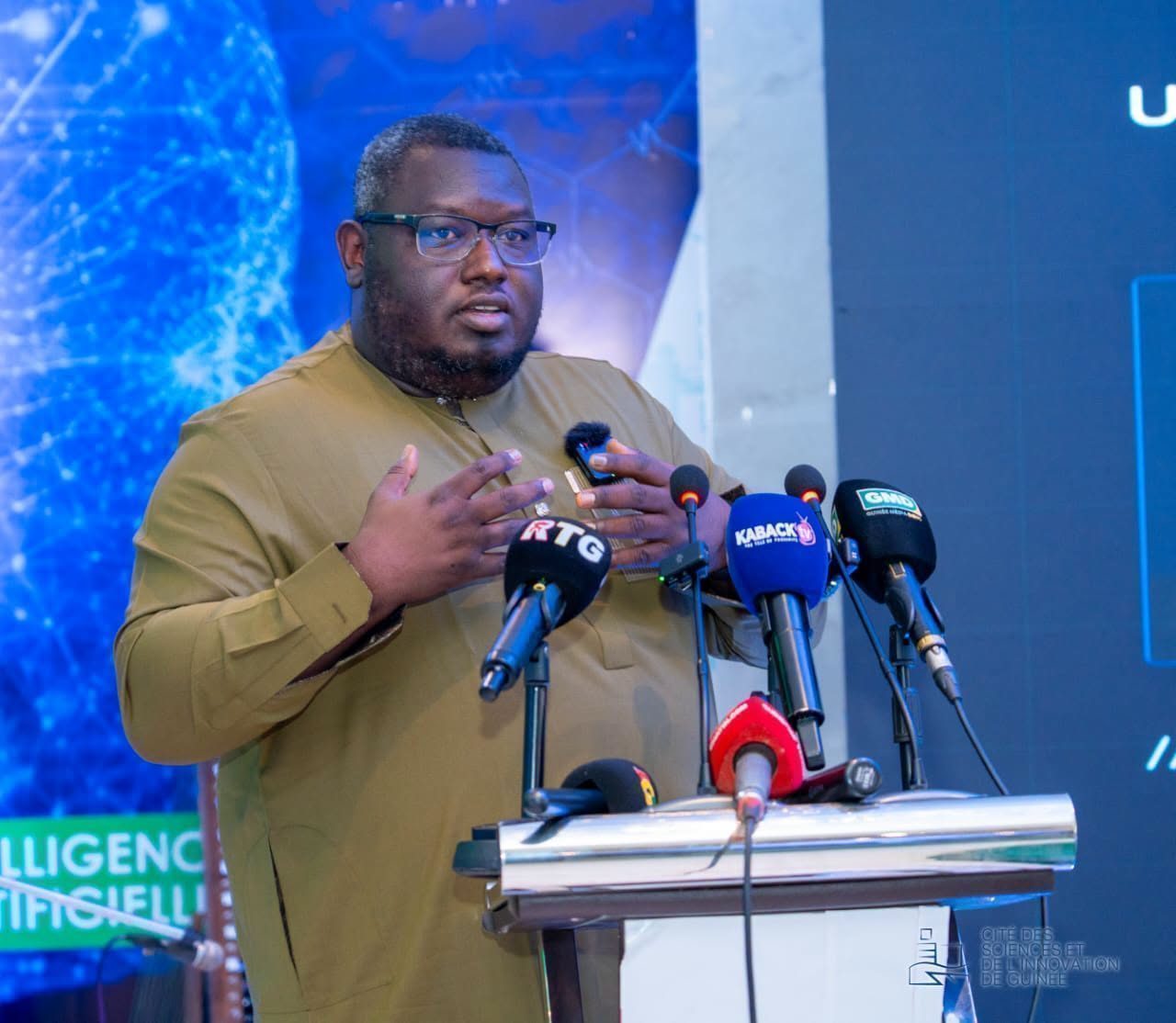 CSIG et ANSUTEN : le Pr Abdoulaye Baniré Diallo s'interroge sur « la place de la jeunesse guinéenne dans le monde de demain » à l'ère de l'IA