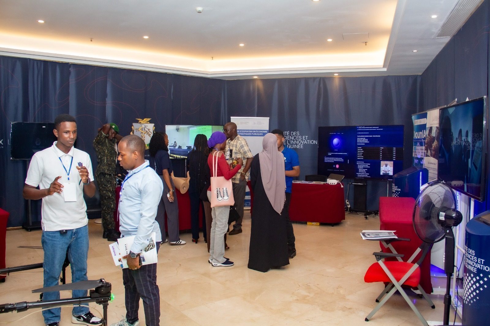 SADEN 2026 : le stand de la Cité des Sciences et de l’Innovation de Guinée (CSIG) fait sensation avec ses technologies d’avenir